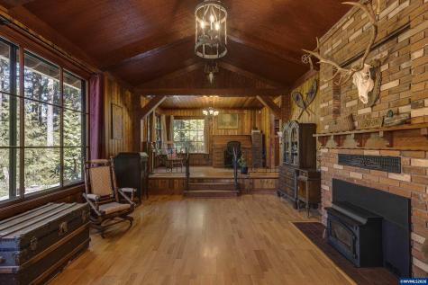 24680 N Santiam Highway SE Lyons OR 97358