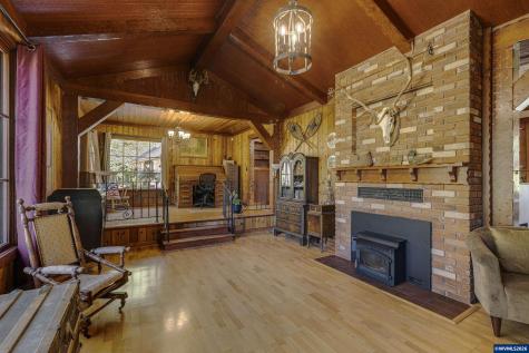 24680 N Santiam Highway SE Lyons OR 97358