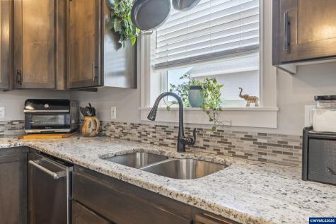 1786 Ammon Street NW Salem OR 97304