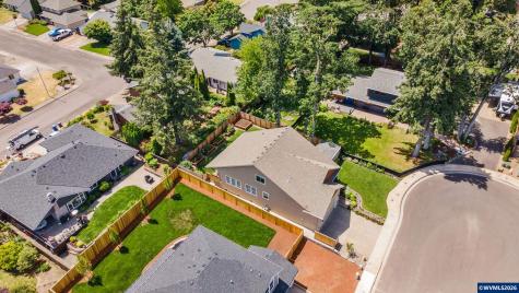 1786 Ammon Street NW Salem OR 97304