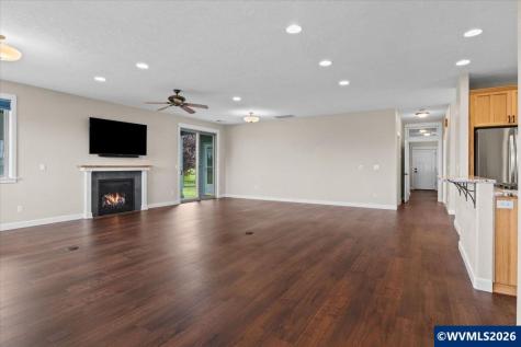 9864 Hoffman Road Monmouth OR 97361