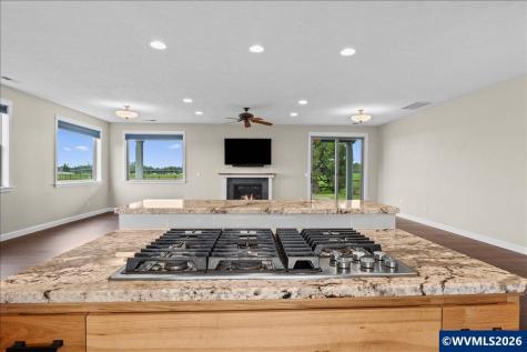 9864 Hoffman Road Monmouth OR 97361