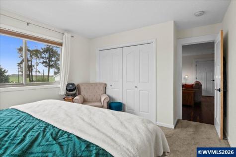 9864 Hoffman Road Monmouth OR 97361
