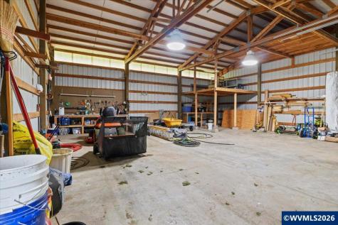9864 Hoffman Road Monmouth OR 97361