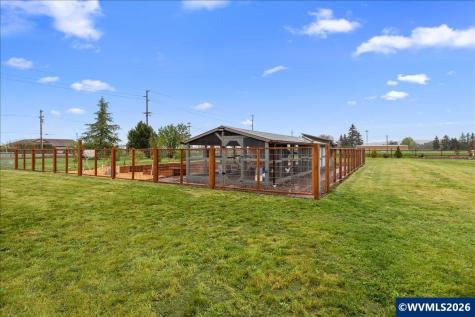 9864 Hoffman Road Monmouth OR 97361