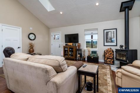 42172 Rodgers Mountain Lp Scio OR 97374