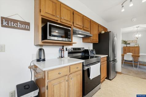 1841 Umpqua Road Woodburn OR 97071