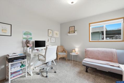 1841 Umpqua Road Woodburn OR 97071