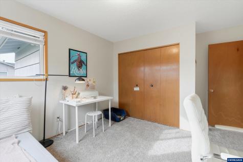 1841 Umpqua Road Woodburn OR 97071