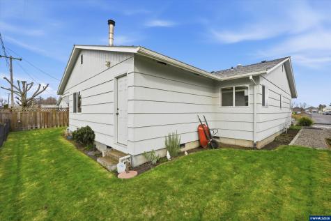 1841 Umpqua Road Woodburn OR 97071