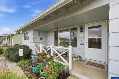 1841 Umpqua Road Woodburn OR 97071