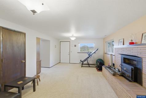 40000 Fir Oaks Lane Lebanon OR 97355