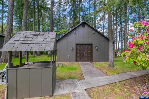 40000 Fir Oaks Lane Lebanon OR 97355