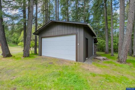 40000 Fir Oaks Lane Lebanon OR 97355