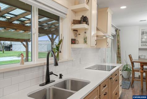 30596 Horseshoe Drive SW Albany OR 97321