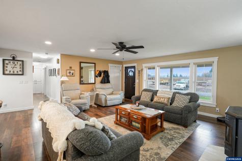 30596 Horseshoe Drive SW Albany OR 97321
