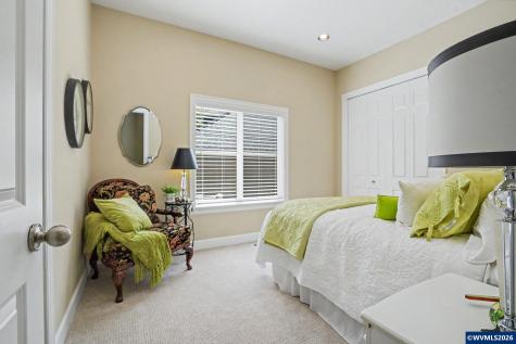 1673 Olympia Court NW Salem OR 97304