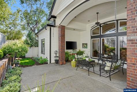 1673 Olympia Court NW Salem OR 97304