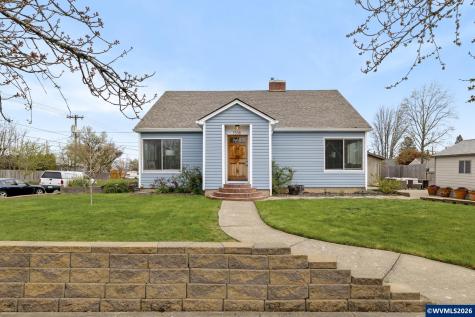 1336 NE Evans Street Mcminnville OR 97128
