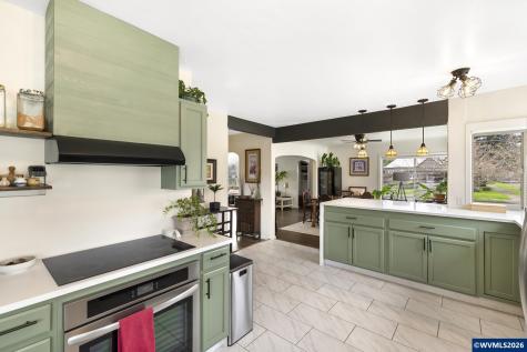 1336 NE Evans Street Mcminnville OR 97128