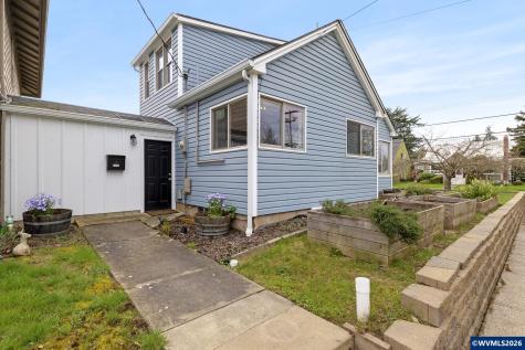 1336 NE Evans Street Mcminnville OR 97128