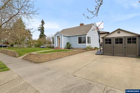 1336 NE Evans Street Mcminnville OR 97128