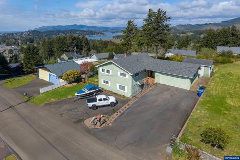1636 SE Oar Drive Lincoln City OR 97367-9999