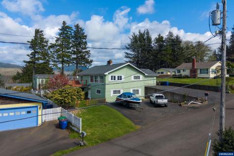 1636 SE Oar Drive Lincoln City OR 97367-9999