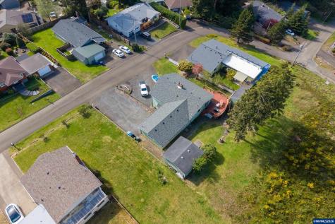 1636 SE Oar Drive Lincoln City OR 97367-9999