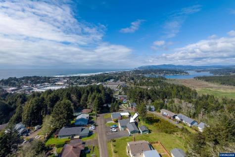 1636 SE Oar Drive Lincoln City OR 97367-9999