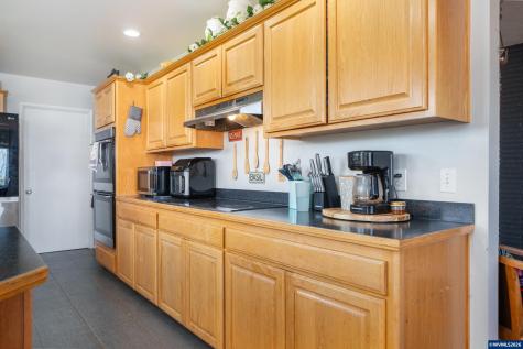 1636 SE Oar Drive Lincoln City OR 97367-9999