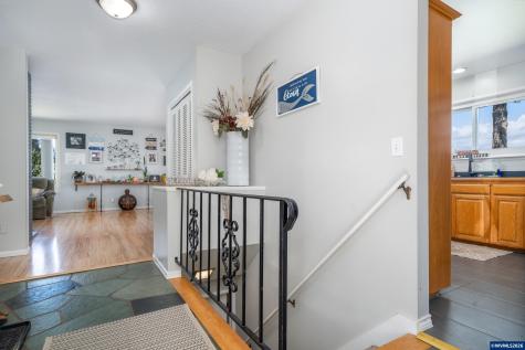 1636 SE Oar Drive Lincoln City OR 97367-9999