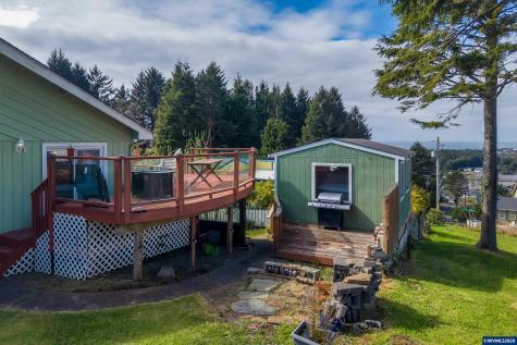 1636 SE Oar Drive Lincoln City OR 97367-9999