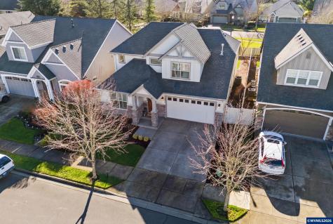462 Turnberry Avenue Woodburn OR 97071