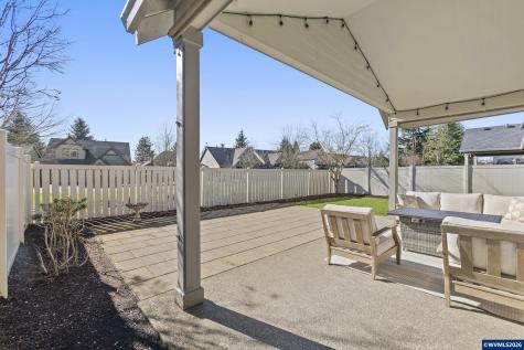 462 Turnberry Avenue Woodburn OR 97071
