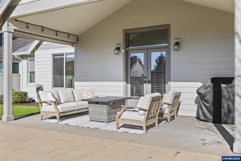 462 Turnberry Avenue Woodburn OR 97071