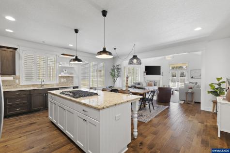 462 Turnberry Avenue Woodburn OR 97071