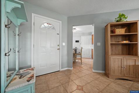 1002 S 37th Avenue Albany OR 97321