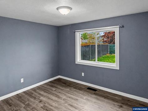 4559 47th Avenue NE Salem OR 97305