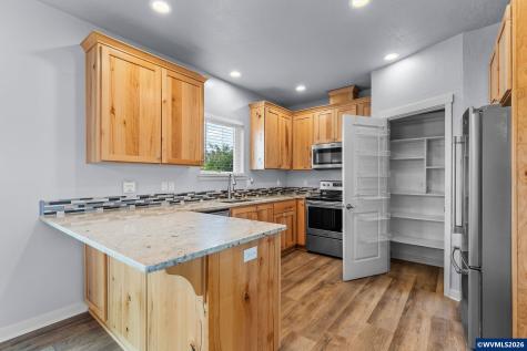 229 Alfafla Drive Culver OR 97734