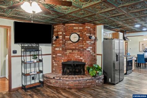 1586 Ewald Avenue SE Salem OR 97302