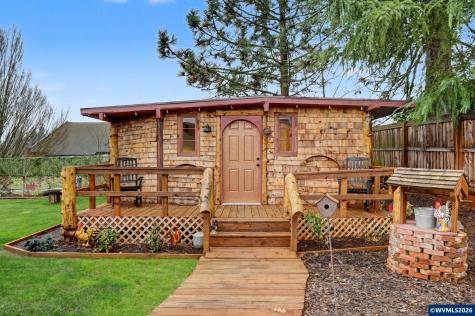 1586 Ewald Avenue SE Salem OR 97302