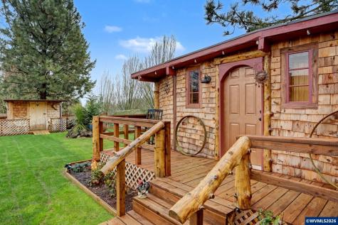 1586 Ewald Avenue SE Salem OR 97302
