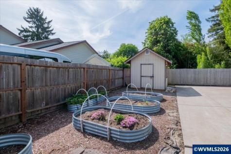 2502 Waverly Court SE Albany OR 97322