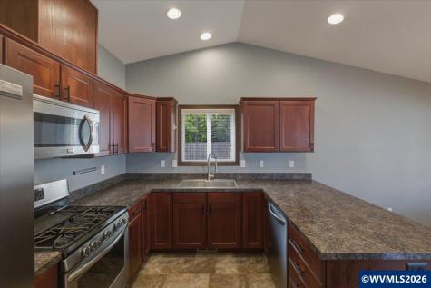 2502 Waverly Court SE Albany OR 97322