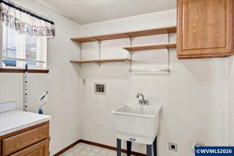 1423 32nd Avenue SE Albany OR 97322
