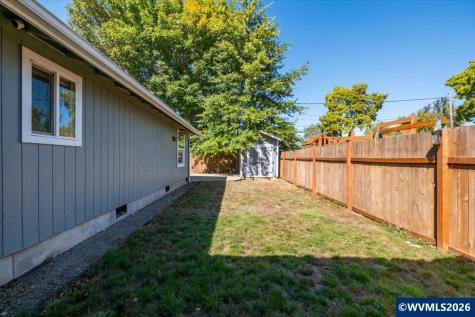 1423 32nd Avenue SE Albany OR 97322
