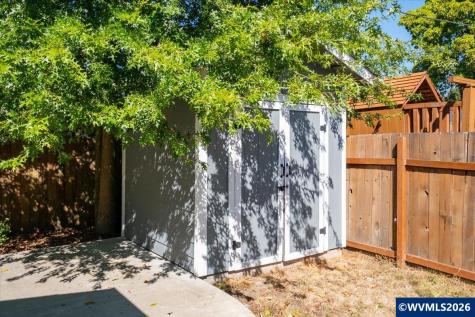1423 32nd Avenue SE Albany OR 97322