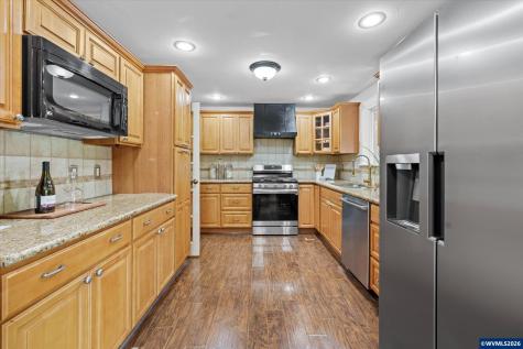 7411 Liberty Road S Salem OR 97306
