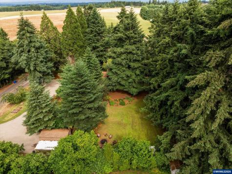 7411 Liberty Road S Salem OR 97306